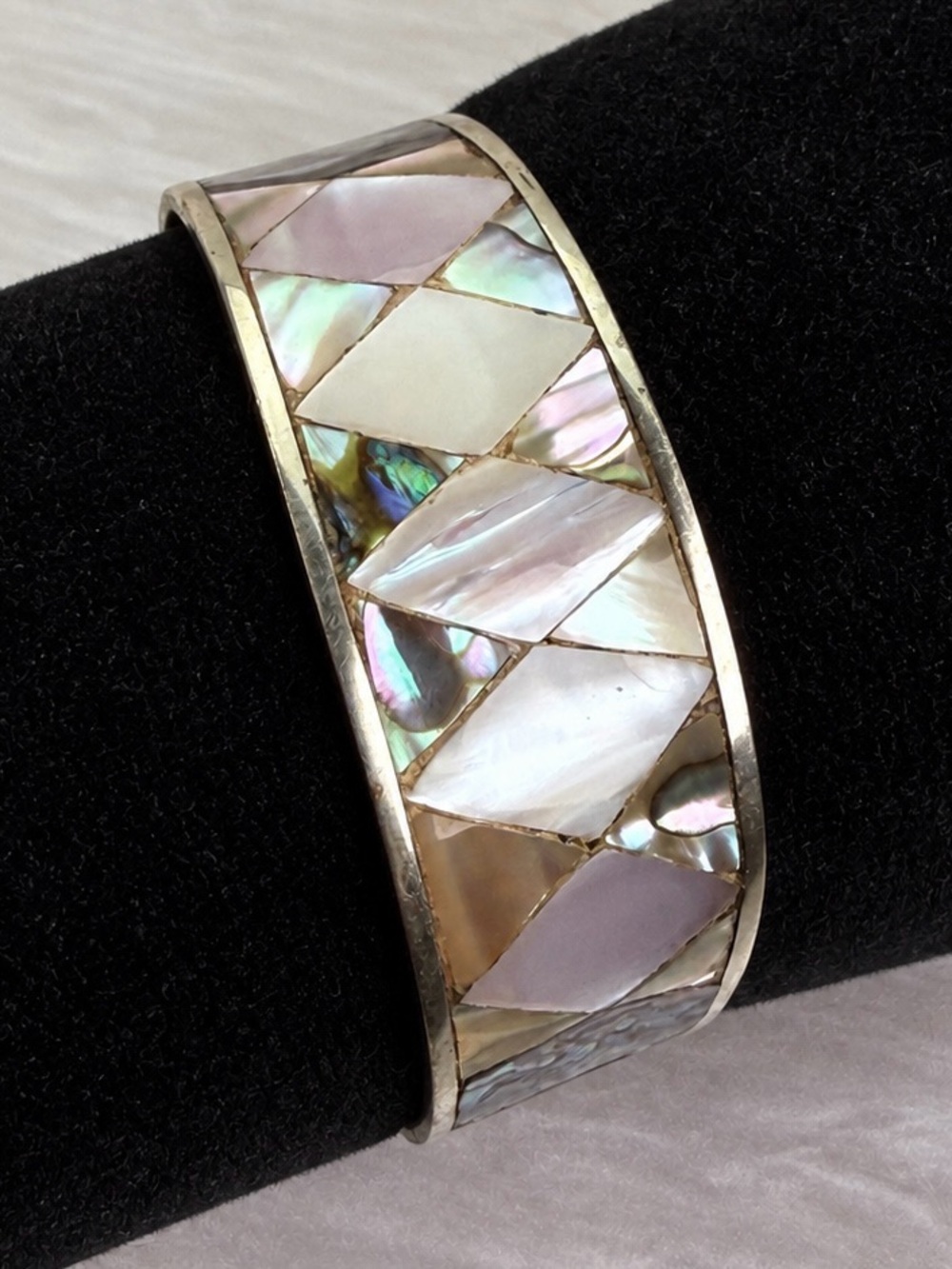 Vintage Mexico Alpaca Silver Tone Mother of Pearl Shell Inlay Cuff